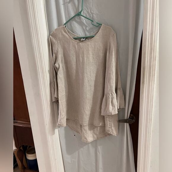 Crown linen designs Bella 100%  linen top high low hem oversized size s - Picture 2 of 6
